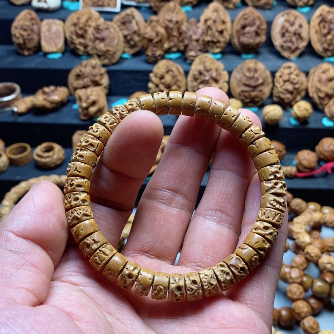 肆*张桃核雕刻骷髅三通