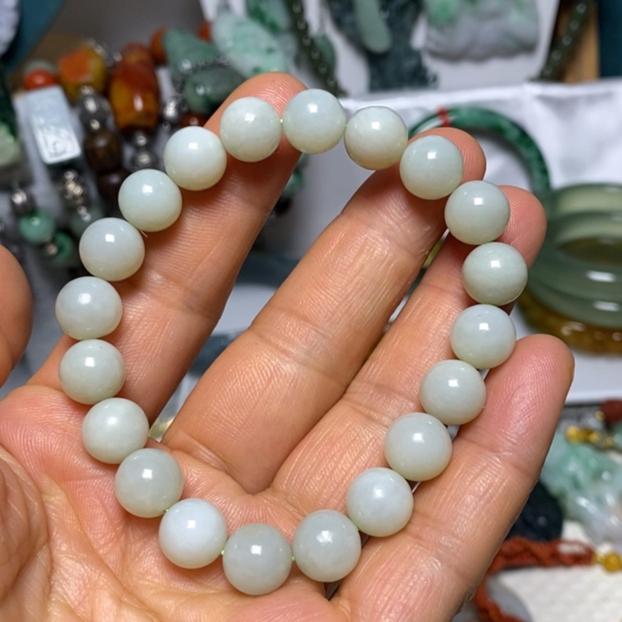 【闪购商品】翡翠吊坠(赠链)未镶嵌