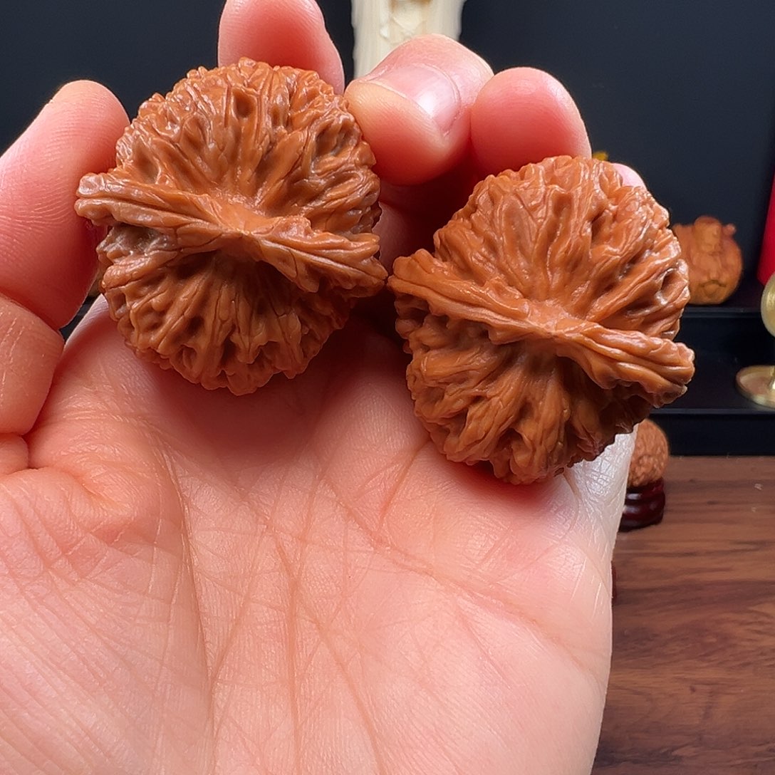 文玩核桃吊坠37全品荔枝纹