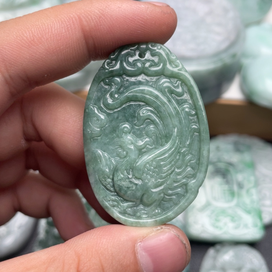 翡翠未镶嵌吊坠(不含链)