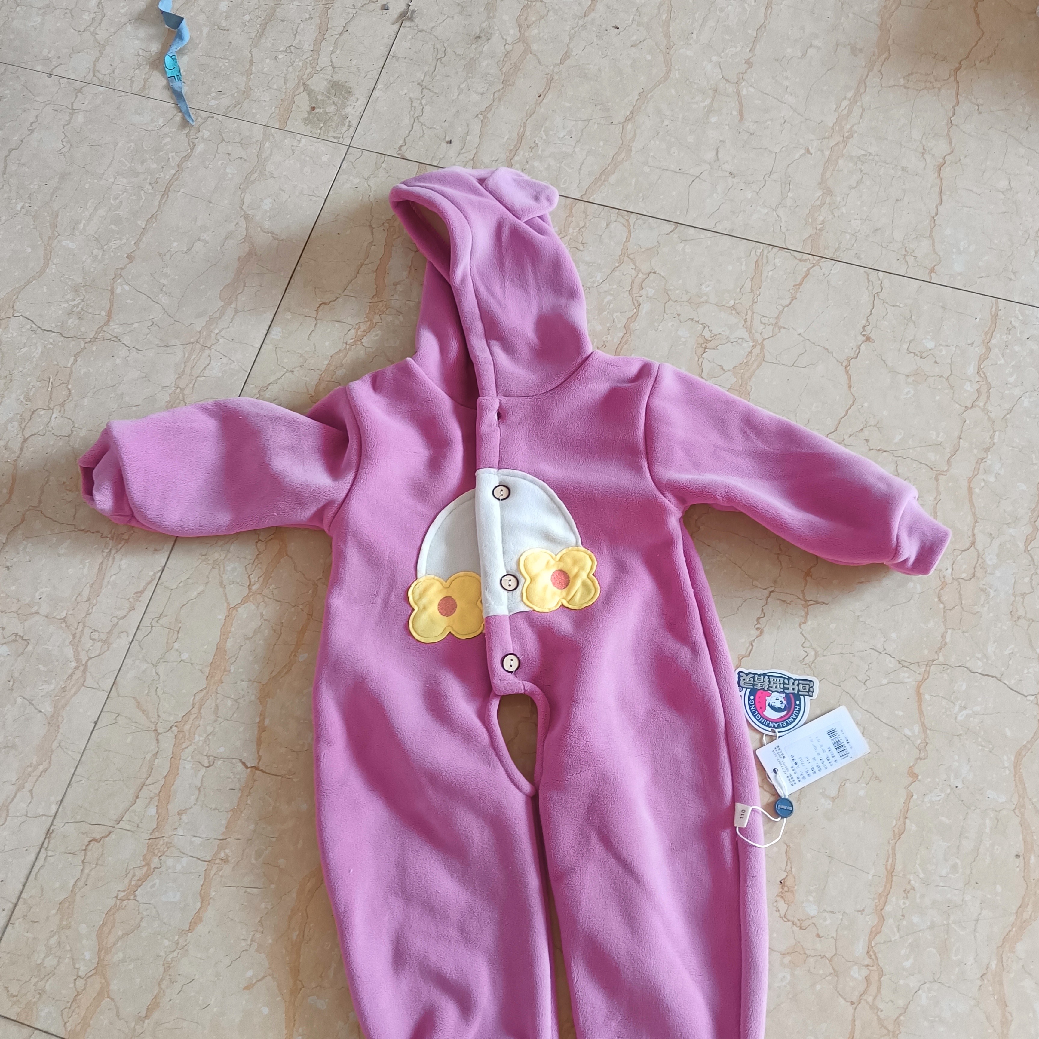 加绒连体罩衣冬季宝宝宽松版休闲风卡通可爱摇粒绒