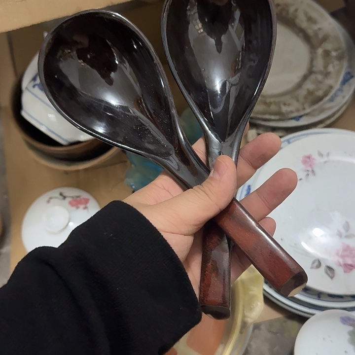 茶盏陶瓷盘子啥都有