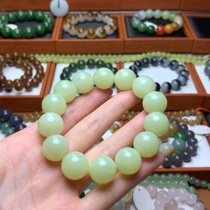 和田玉手串未镶嵌