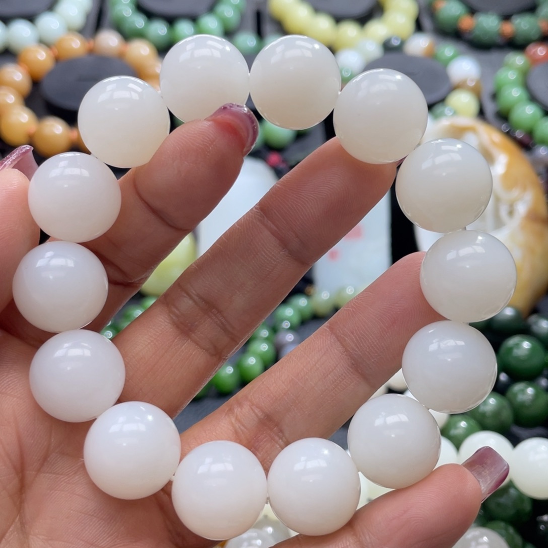 和田玉手串未镶嵌