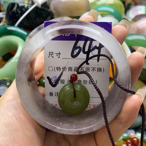 石英质玉未镶嵌手镯