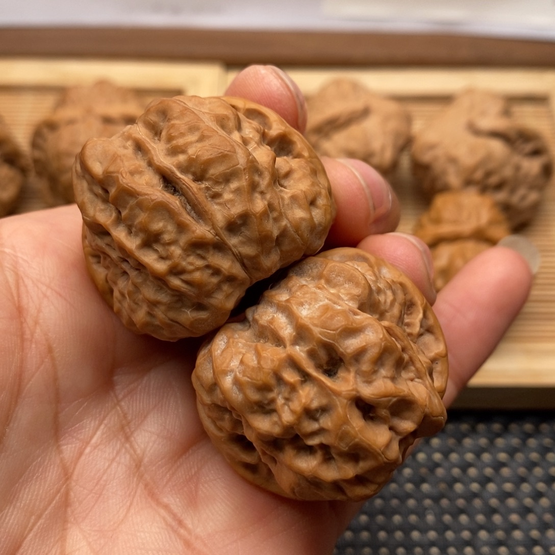 把件文玩核桃边37左右