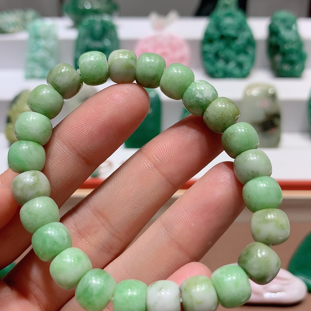 独山玉挂件未镶嵌