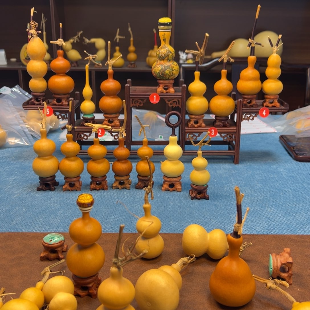 窜****我在外面吃饭呢你在哪了我不