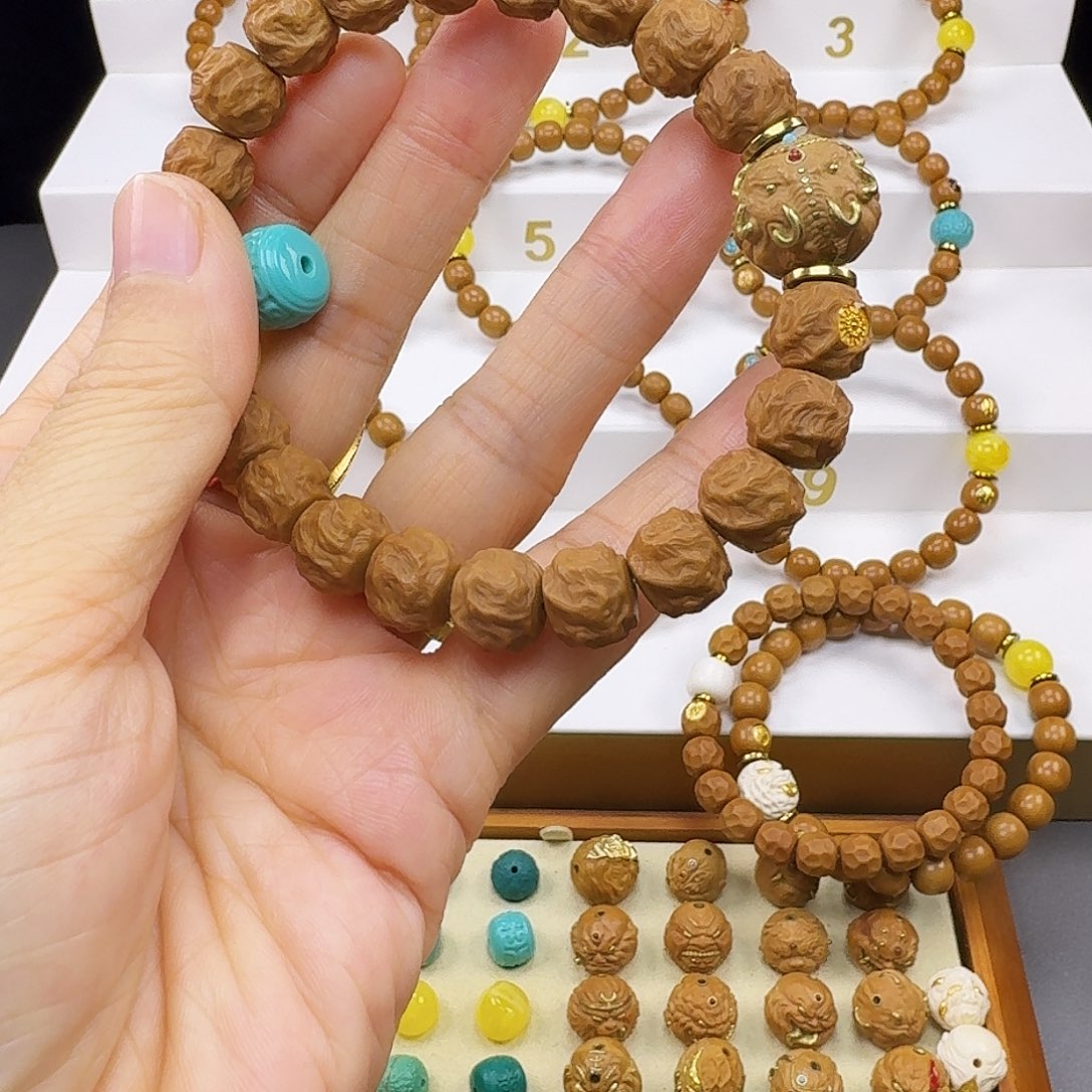钢***吆猴头核桃吊坠猴头手串