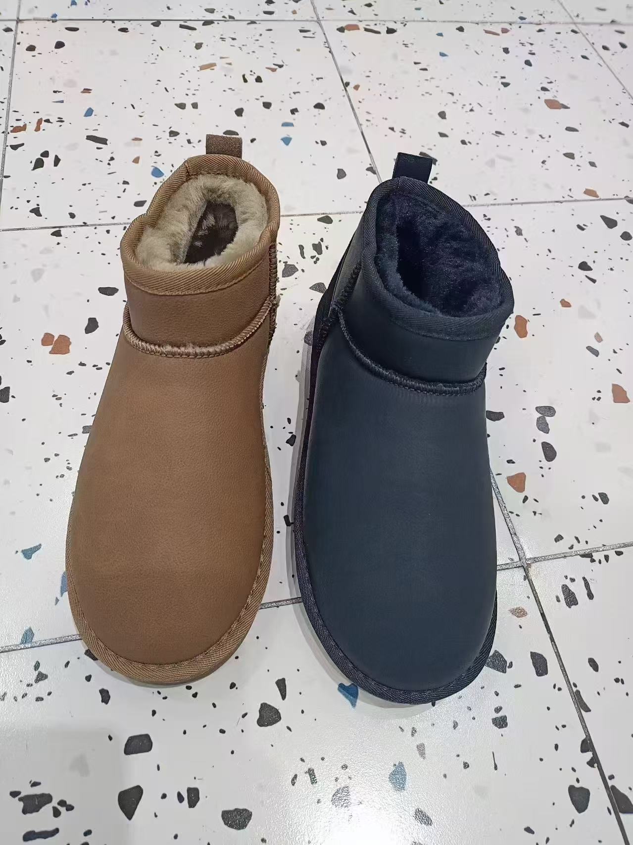 【华小姐】【男士】冬季新款时尚潮流圆头平底加毛雪地棉靴18-9