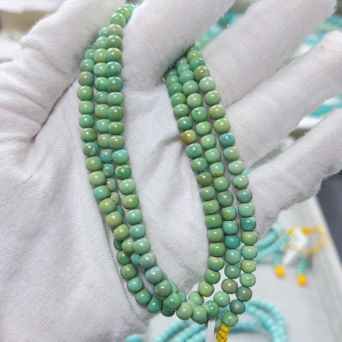 绿松石绿松石未镶嵌