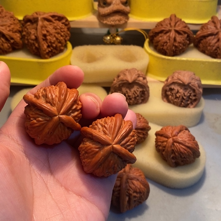 龙***g文玩核桃吊坠bhbnnnnn