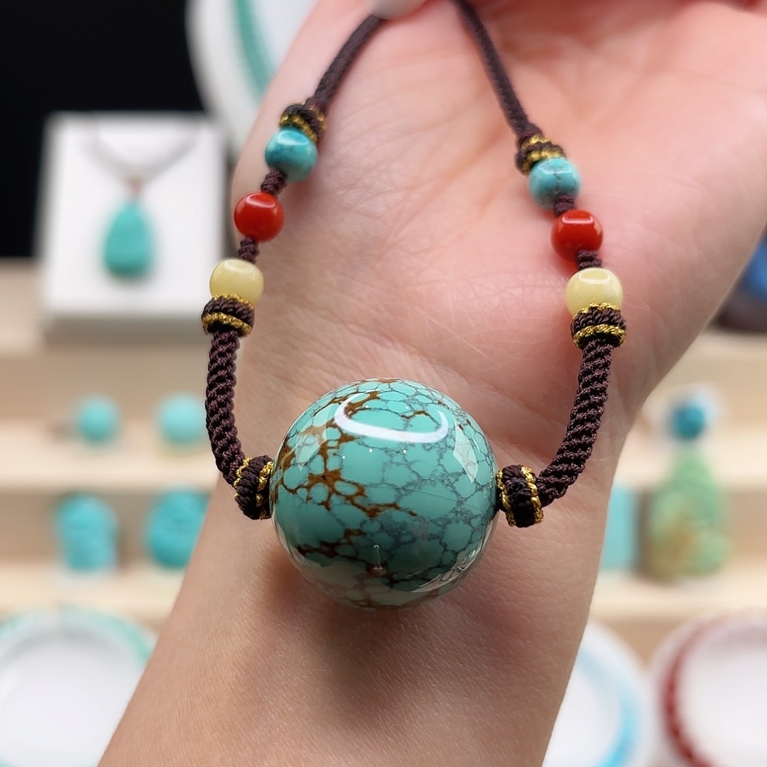 绿松石配饰未镶嵌