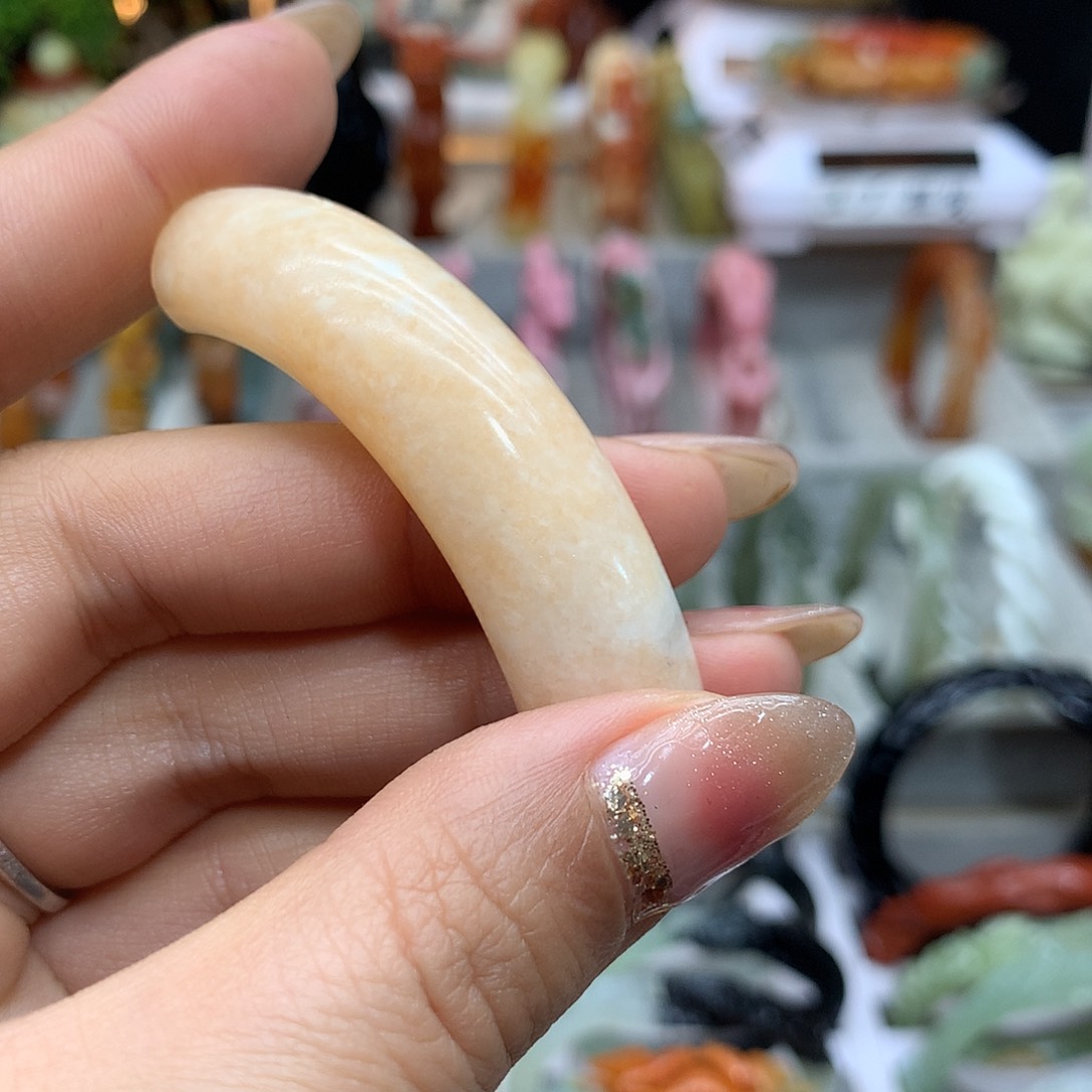 蛇纹石玉未镶嵌手镯?*爱