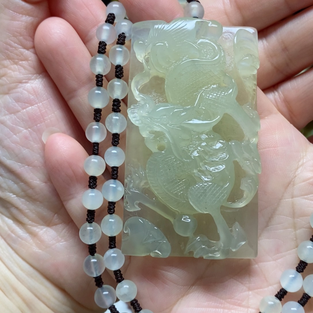 岫玉吊坠(赠链)未镶嵌