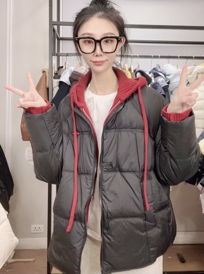 051-外套假两件连帽拼接休闲风时尚加厚百搭