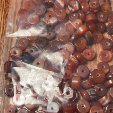 万***乐玛瑙/玉髓未镶嵌珠子