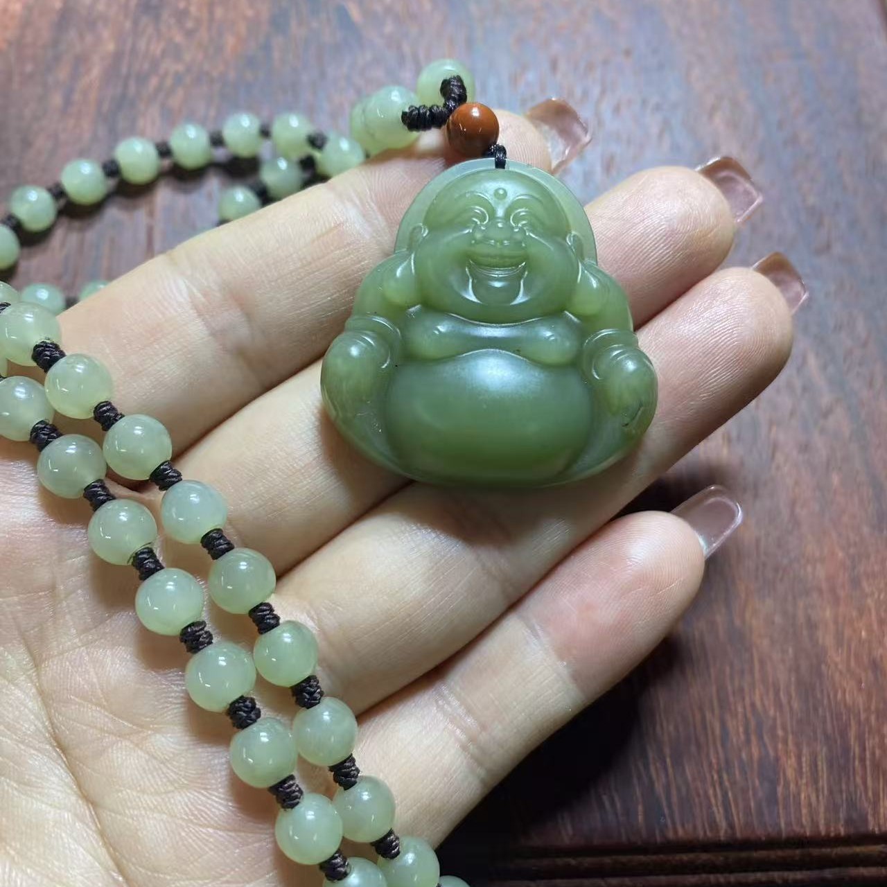 和田玉大肚佛带链子