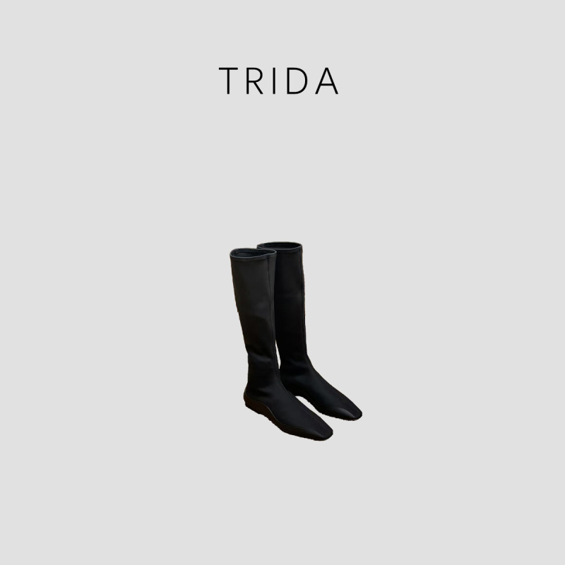 【Trida】女士黑色羊皮质中筒软底纯色靴休闲鞋10118YS