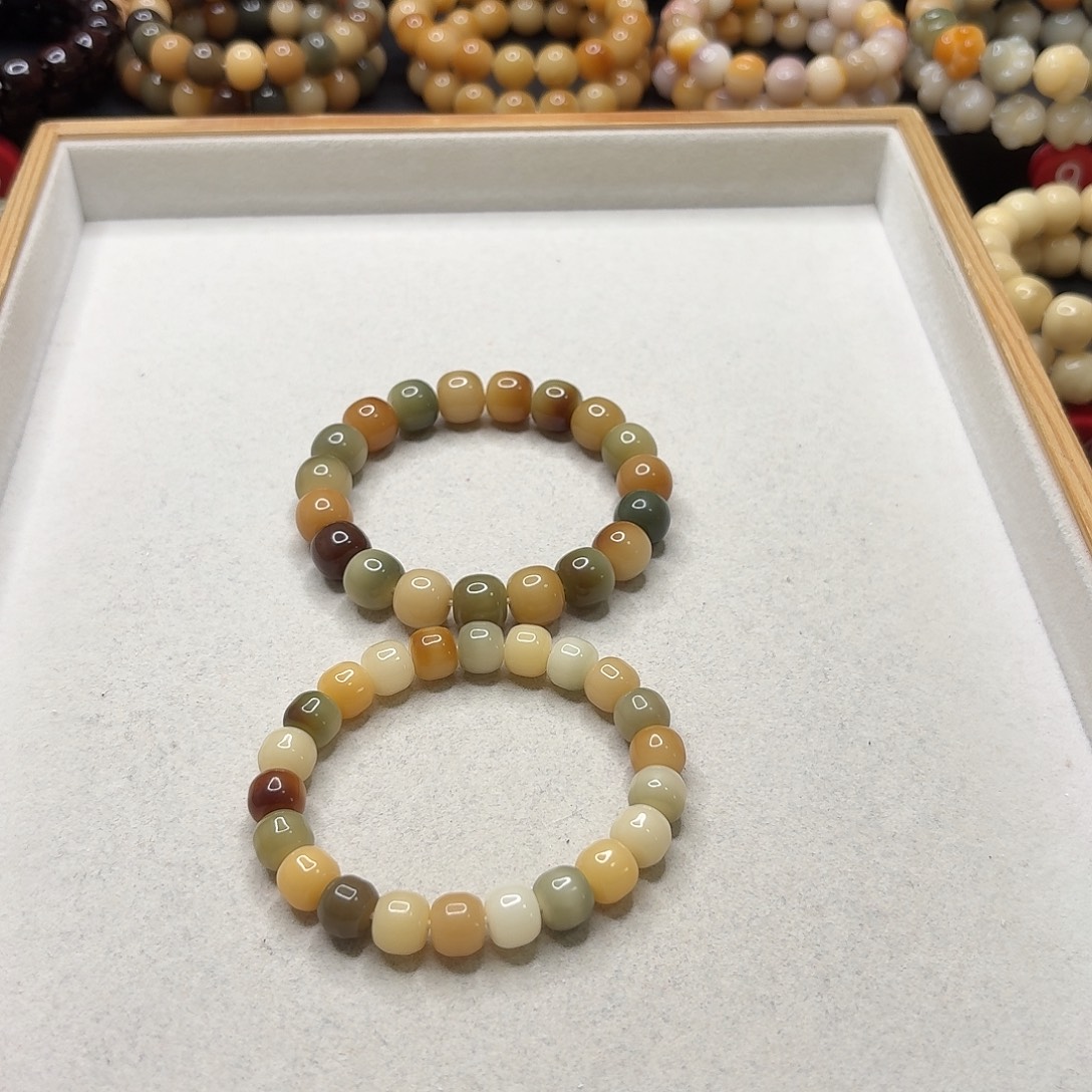 哆***贡菩提根/象牙果手串