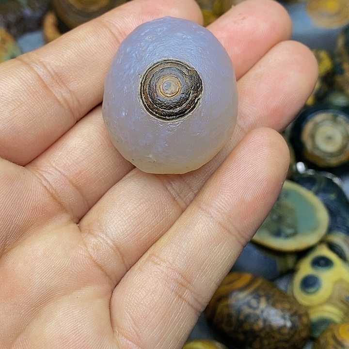 用****1石头珠子是真的