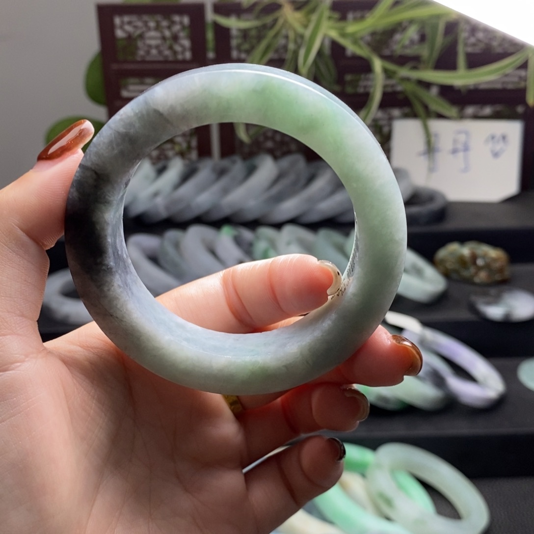 定制翡翠未镶嵌天然a货