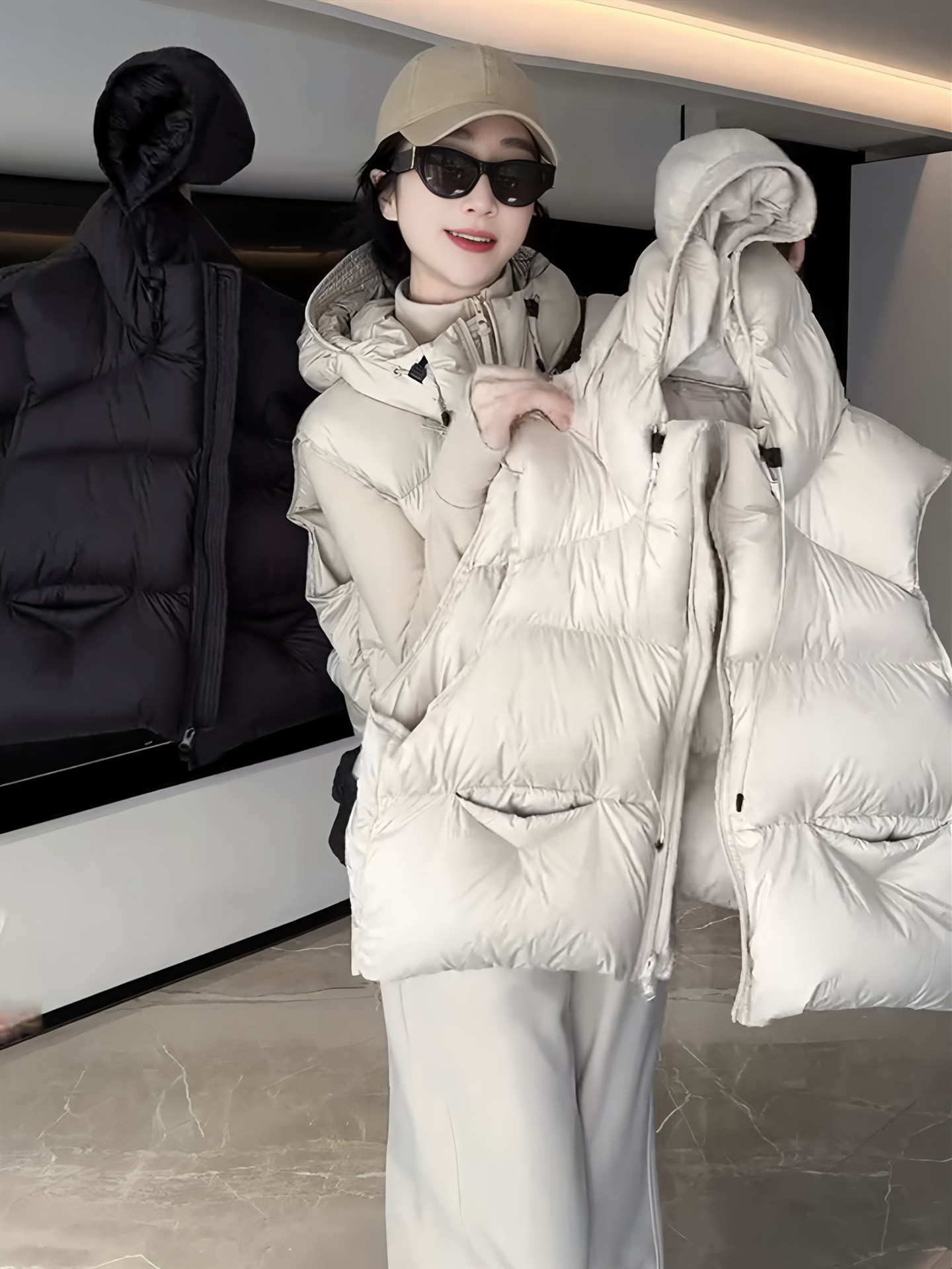 羽绒马夹女款2025新款秋冬外穿时髦洋气韩版宽松连帽羽绒背心马夹