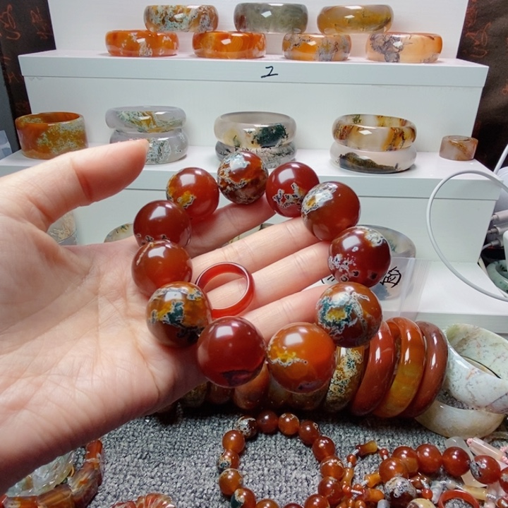 玛瑙/玉髓手镯未镶嵌晨****5