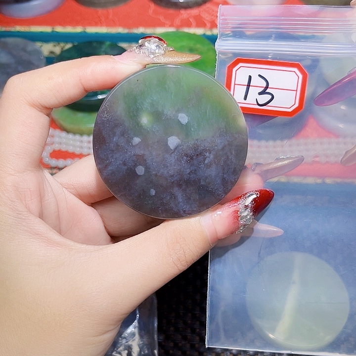 和田玉和田玉边角料随机发未镶嵌