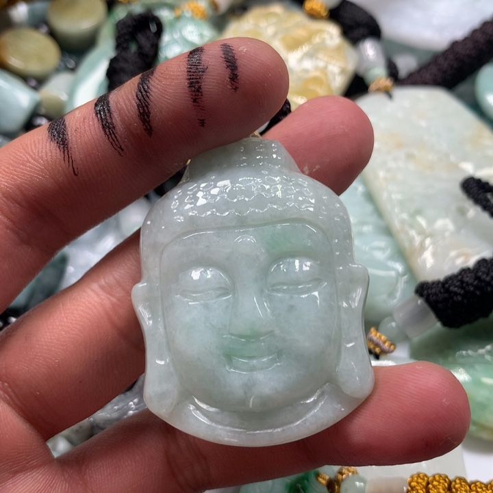 颈饰未镶嵌翡翠保真天然a货翡翠