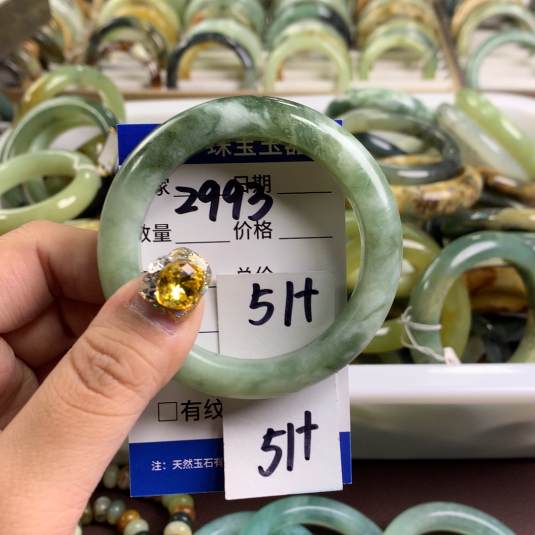 蛇纹石玉手镯未镶嵌2993