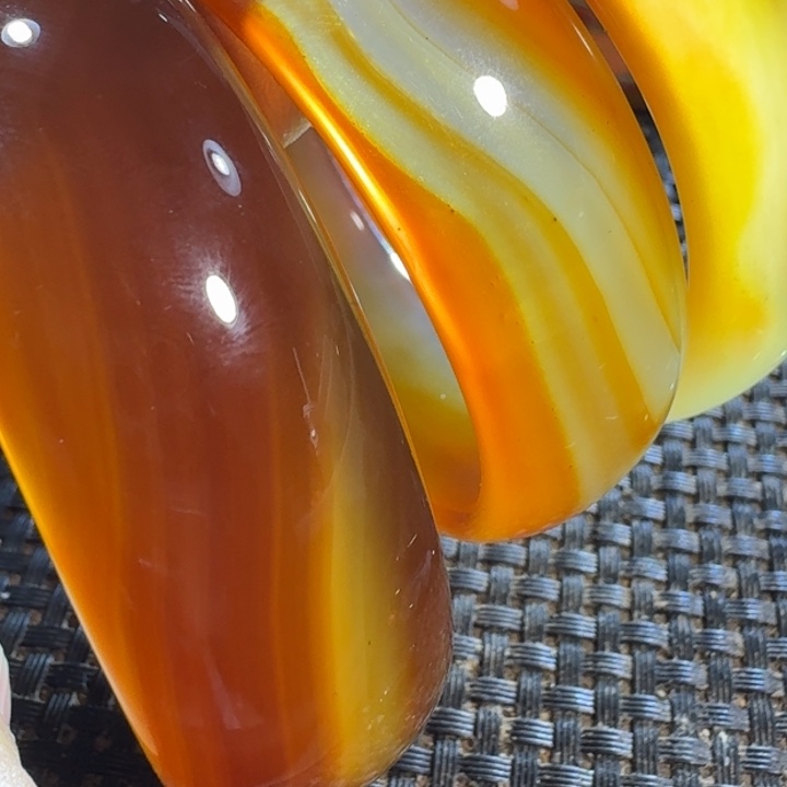 莱***黄玛瑙/玉髓未镶嵌颈饰