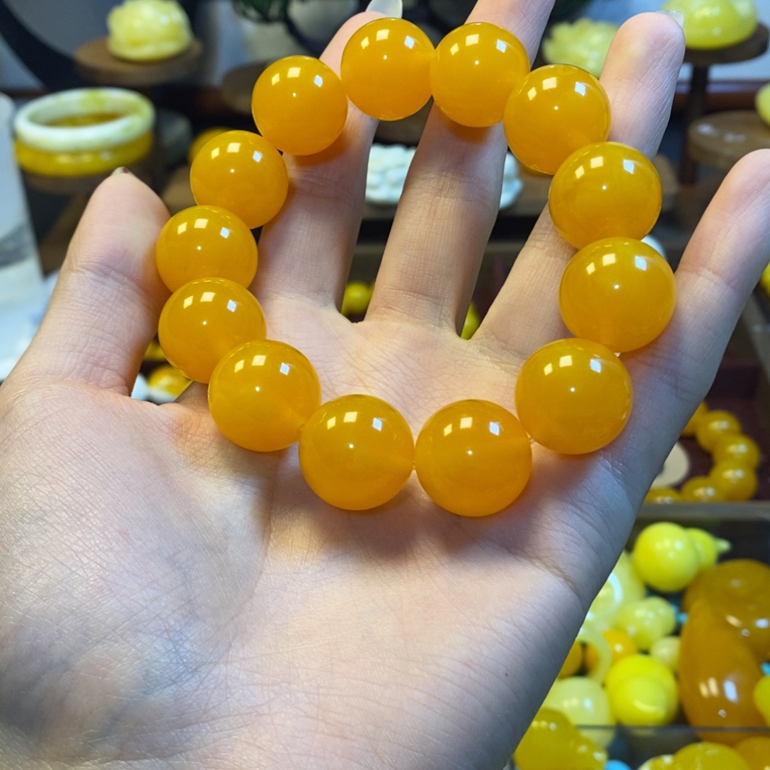 幸***痛鸡油黄卡18手串一条