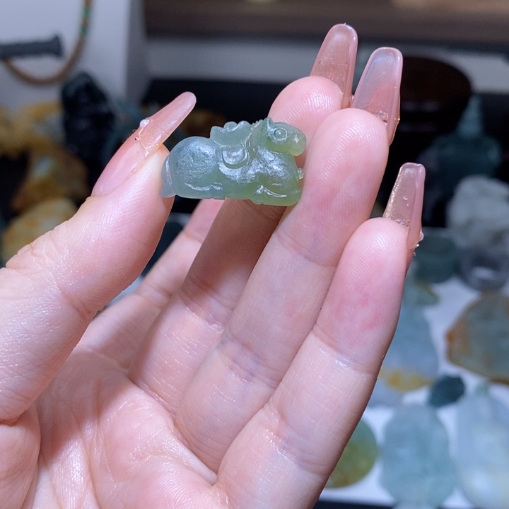 定制翡翠未镶嵌翡翠