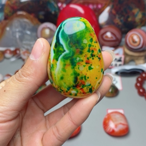 未镶嵌玛瑙/玉髓珠宝奇石庐***哥打孔不退不换