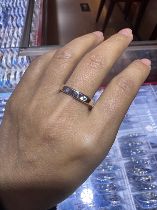 足银戒指 卡卡通体足银闭口戒指