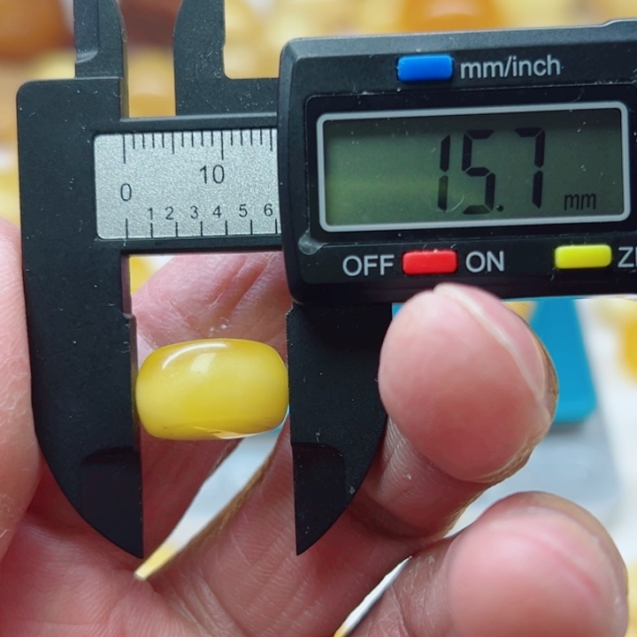 琥珀（矿物珀）裸石未镶嵌