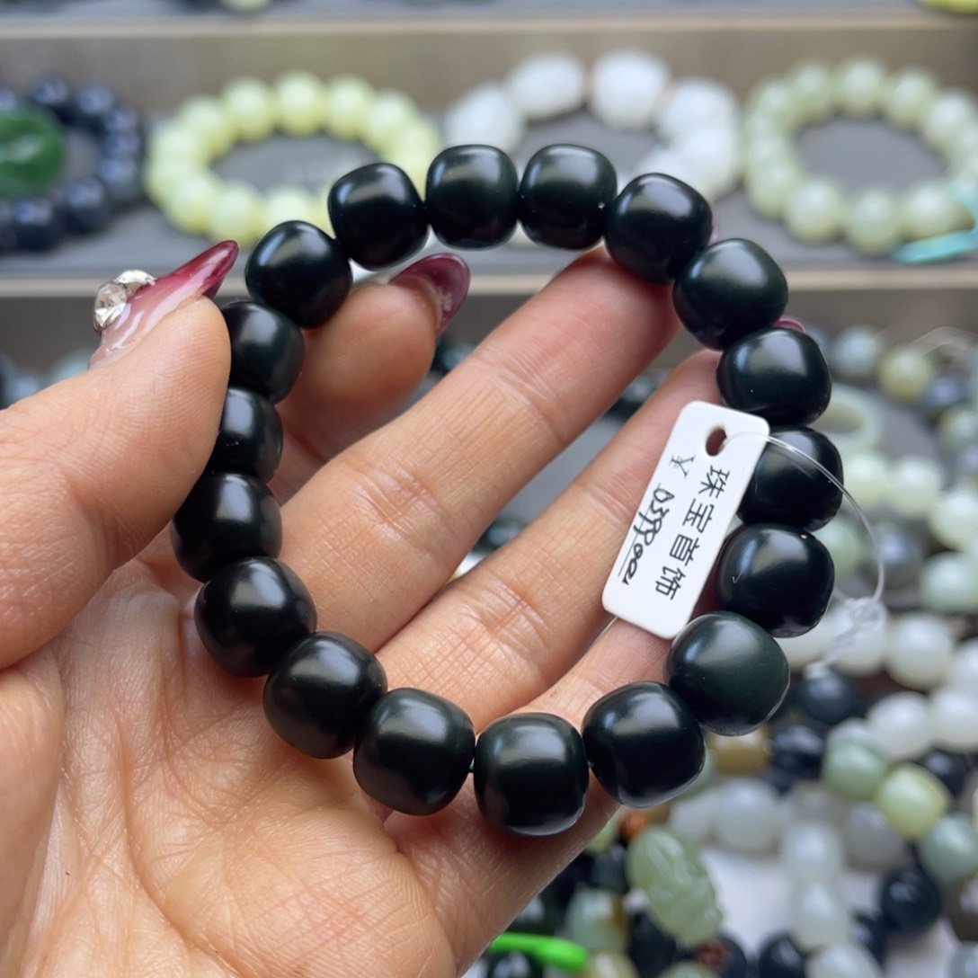 和田玉手链未镶嵌