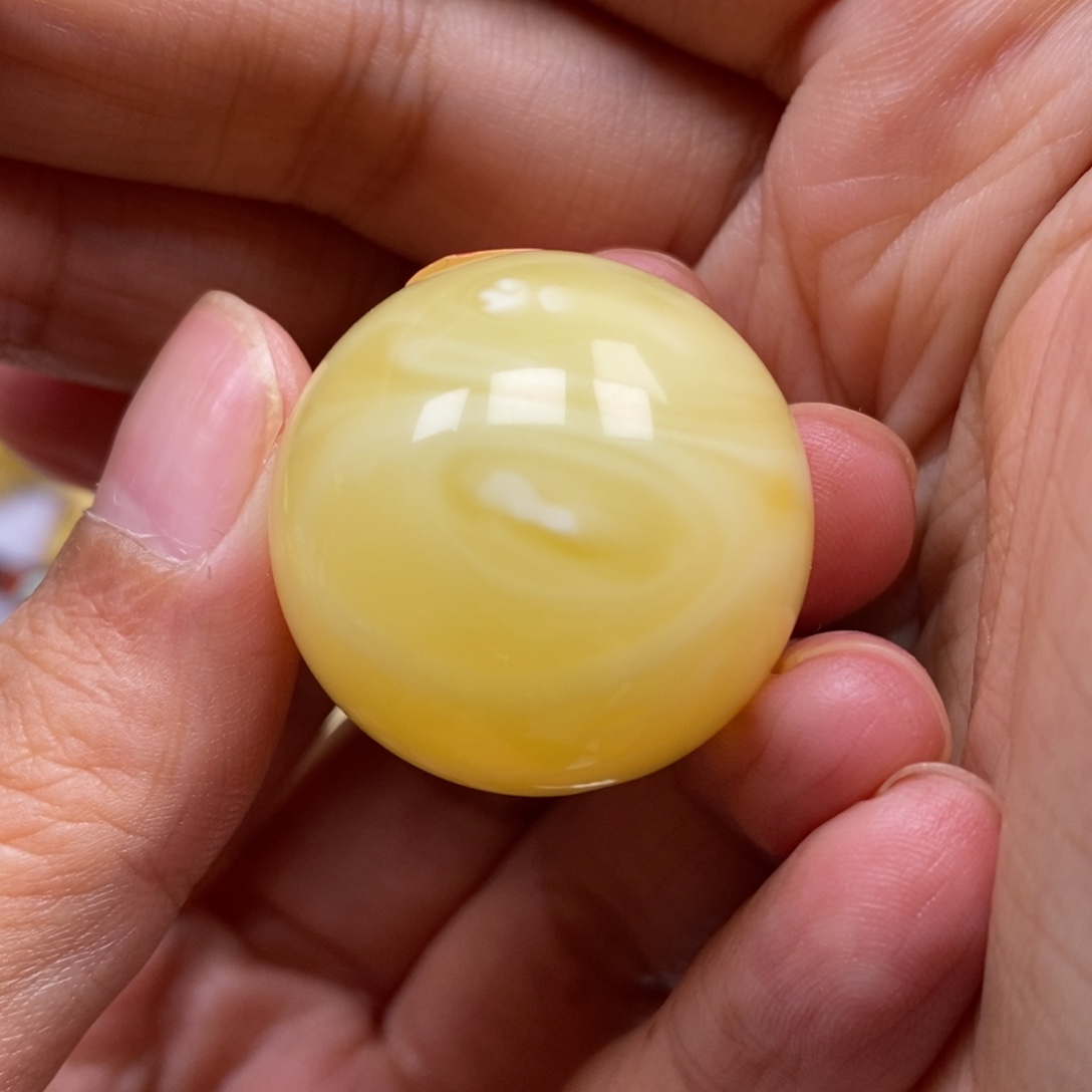 琥珀未镶嵌裸石27.3