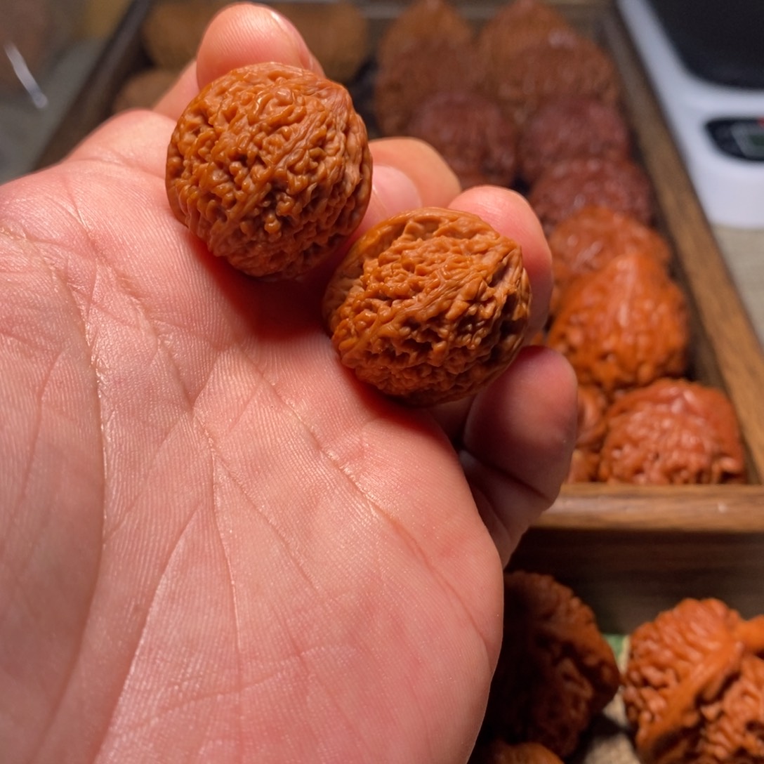 文玩核桃吊坠满天星