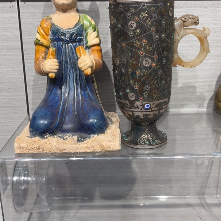 瓷片陈*猫88888888888888888