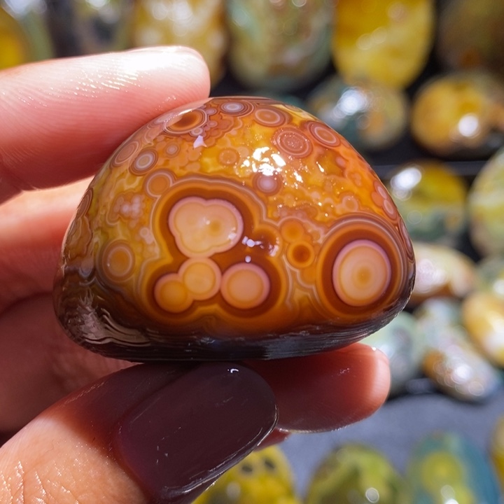 未镶嵌玛瑙/玉髓珠宝奇石