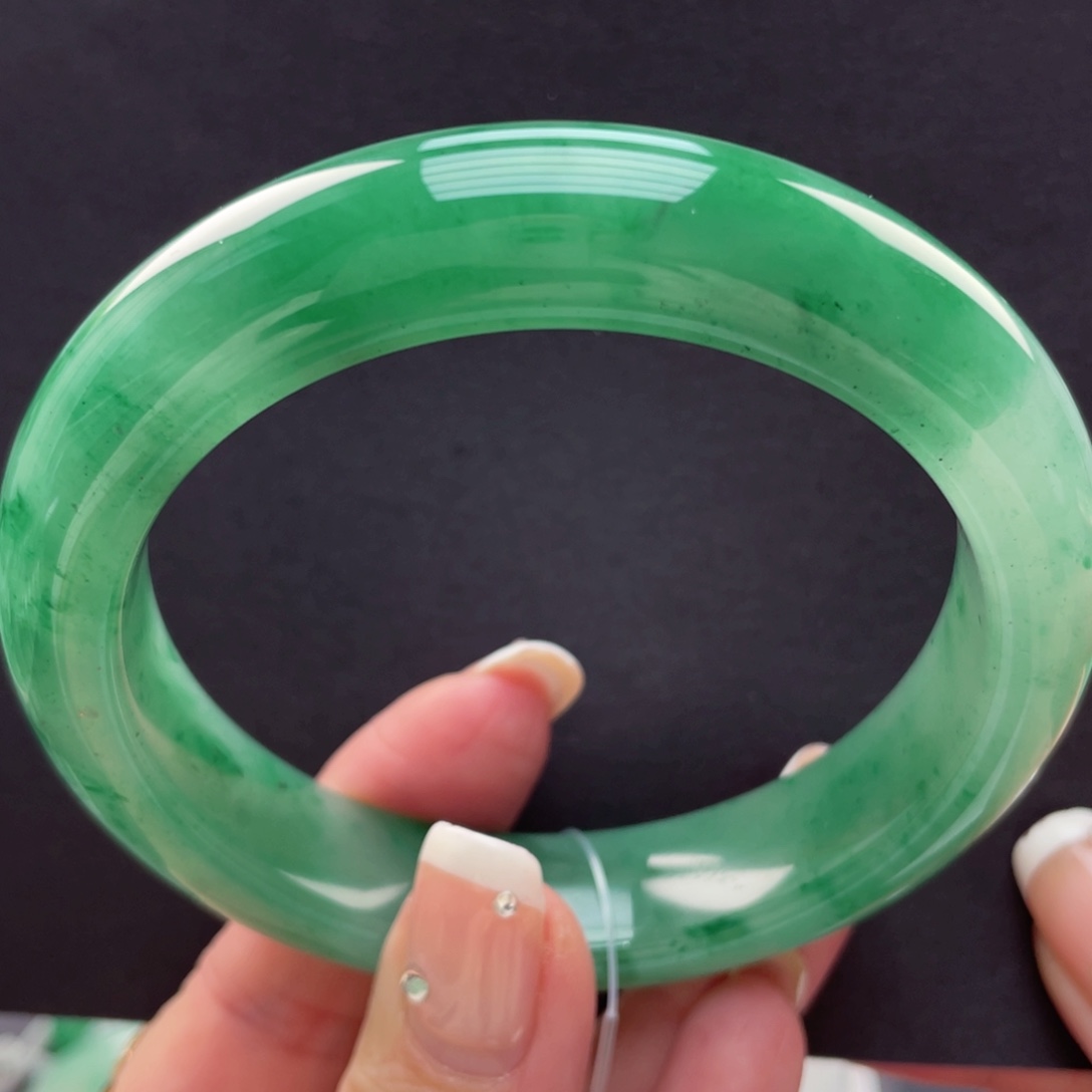 石英质玉手镯未镶嵌60-61