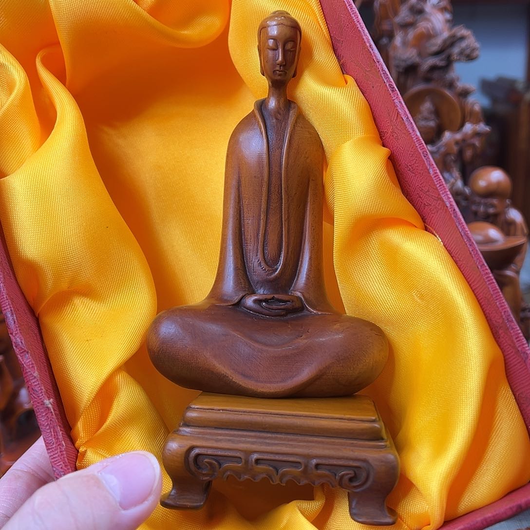 黄杨木黄杨木雕刻高度12厘米➕底座