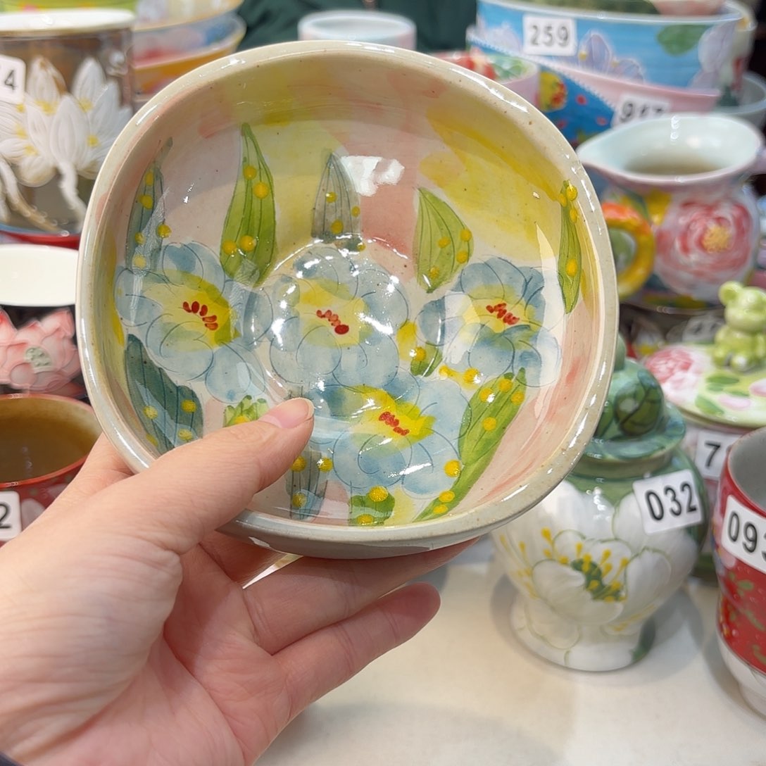 瓷片兔兔好可爱呀