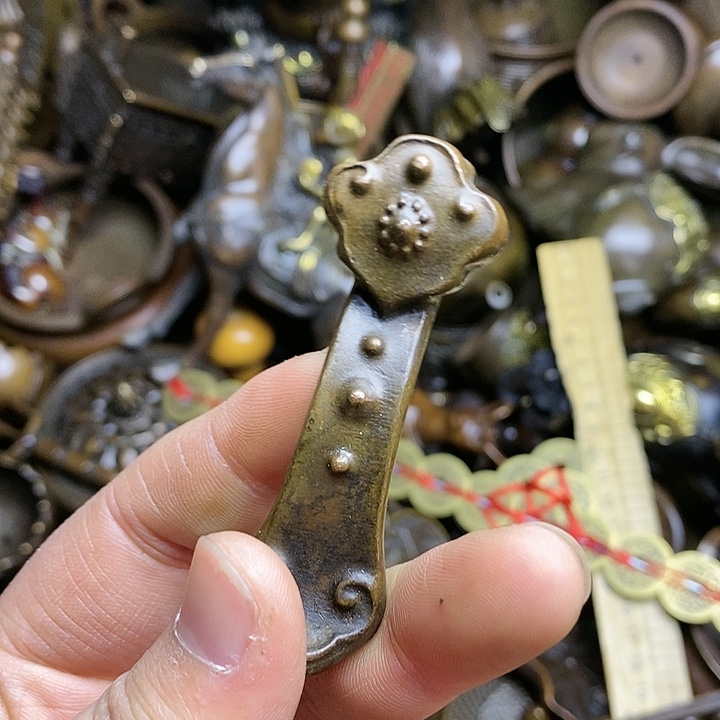 精美铜器，做工精致