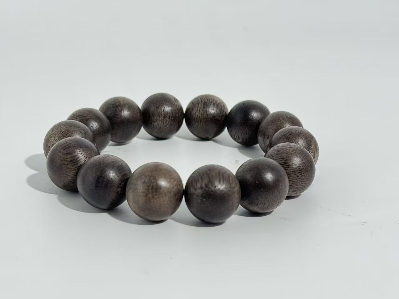 【福瑞文玩】树心油蓝宝沉香木作手串16mm-Z335