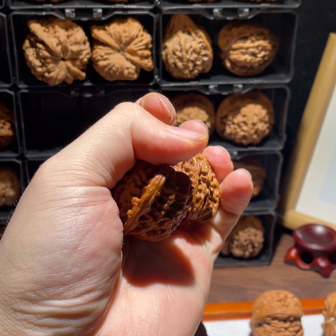 D***A吊坠文玩核桃40全品白狮子