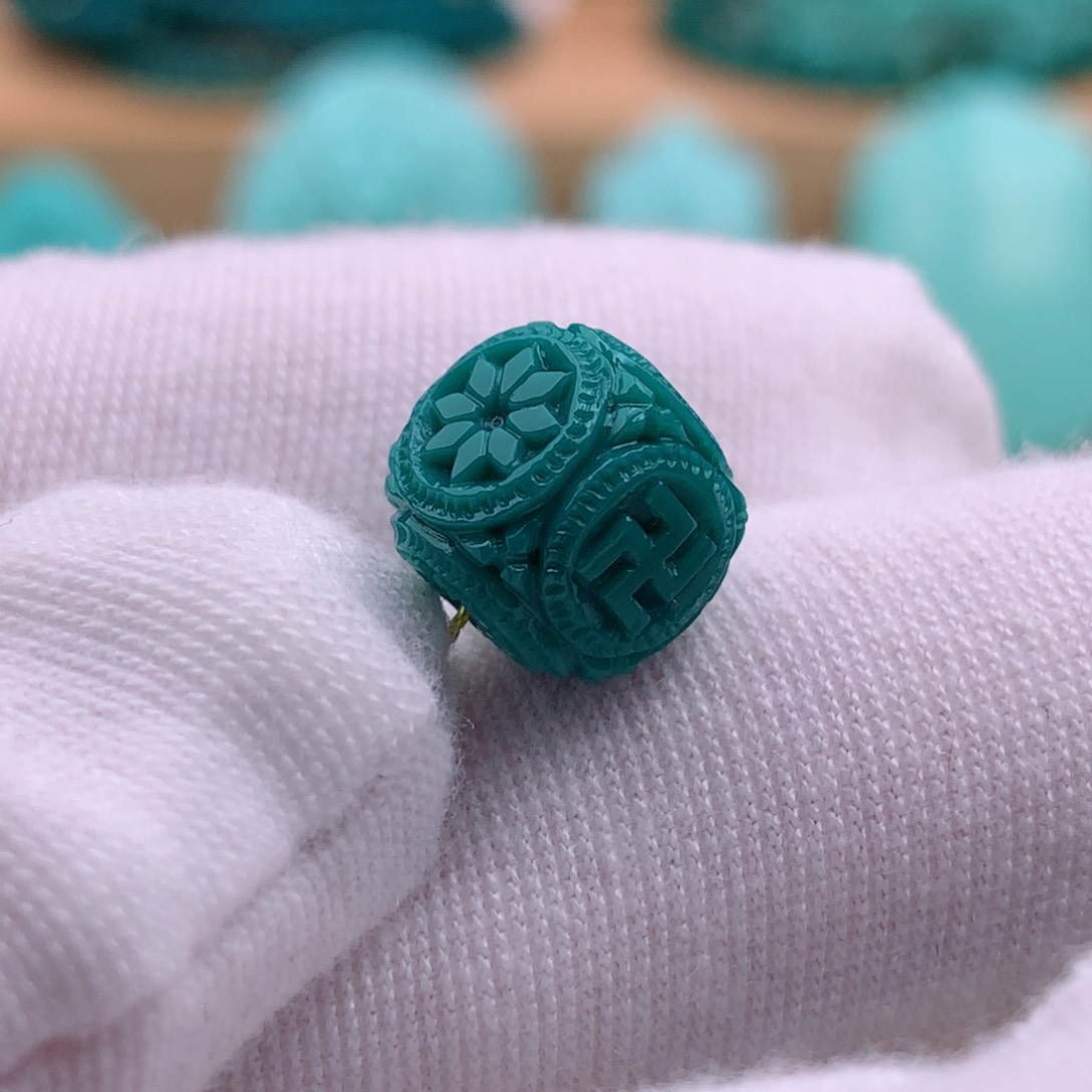 绿松石珠宝奇石未镶嵌9.2mm六方