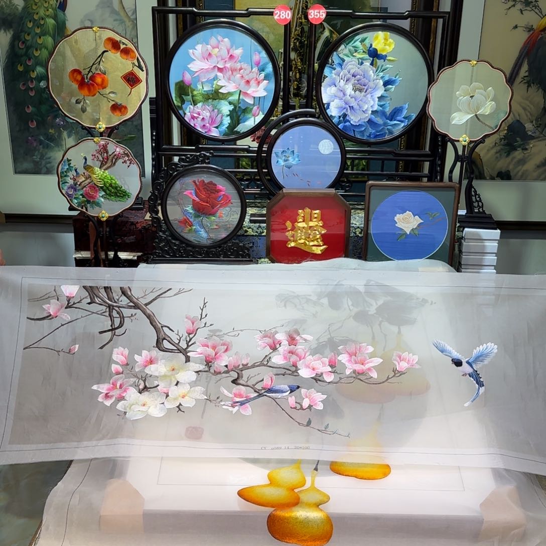 刺绣刺绣工艺精湛